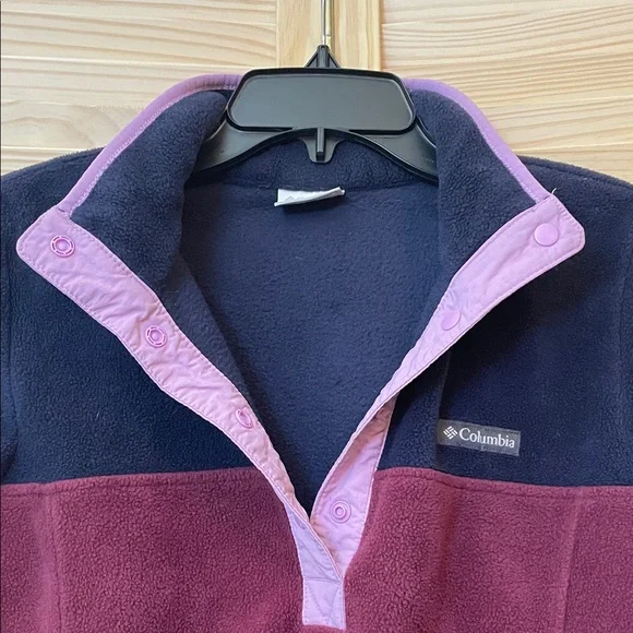 Columbia Women's Two-Tone Fleece Sweatshirt  - Navy Blue and Burgundy - Size S - Picture 7 of 8